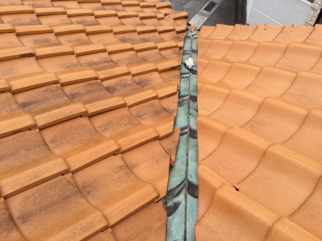 明石市の交換が必要な谷板金